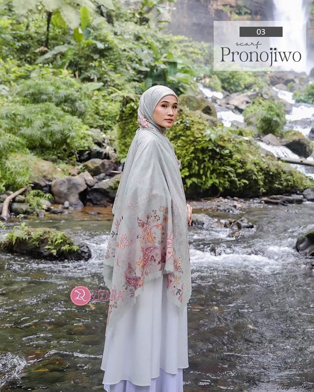 LINE_ALBUM_Prisha,Piaraya,Plain,Puspita,Pronojiwo_230614_17