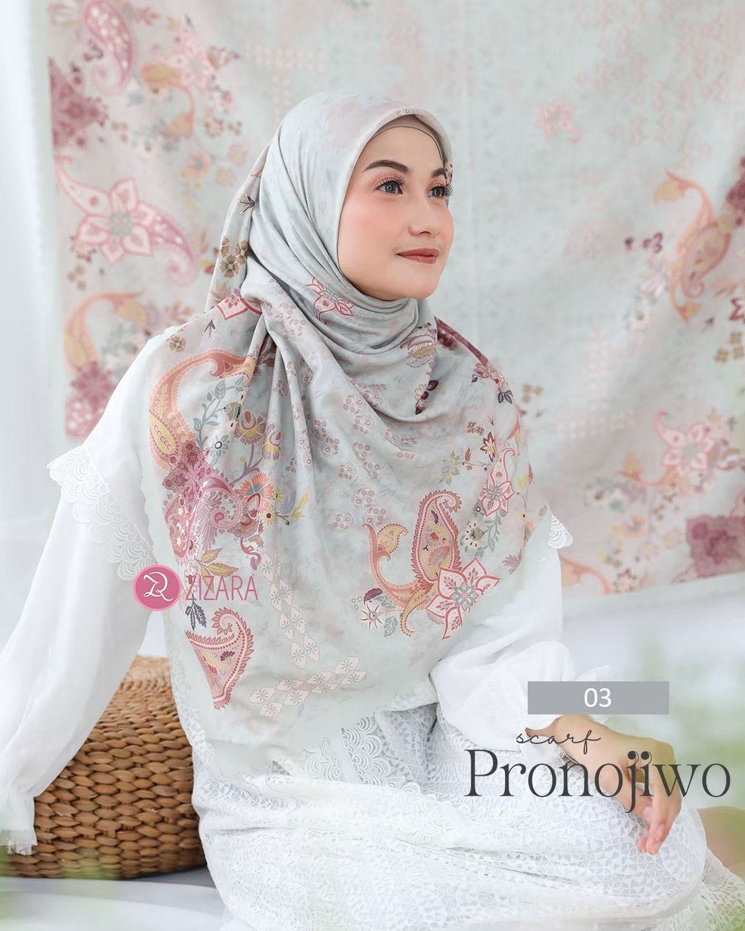 LINE_ALBUM_Prisha,Piaraya,Plain,Puspita,Pronojiwo_230614_17