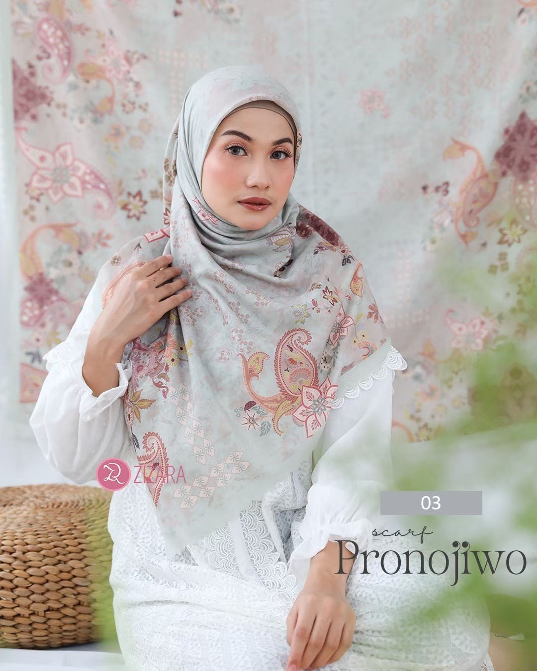 LINE_ALBUM_Prisha,Piaraya,Plain,Puspita,Pronojiwo_230614_17
